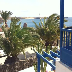 https://las-moreras-apartment.in-canary-islands.com